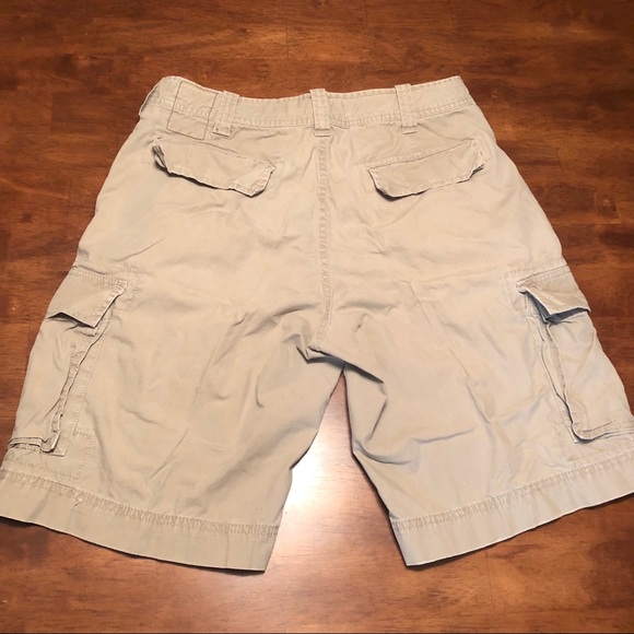 Men’s khaki cargo shorts - Picture 2 of 5